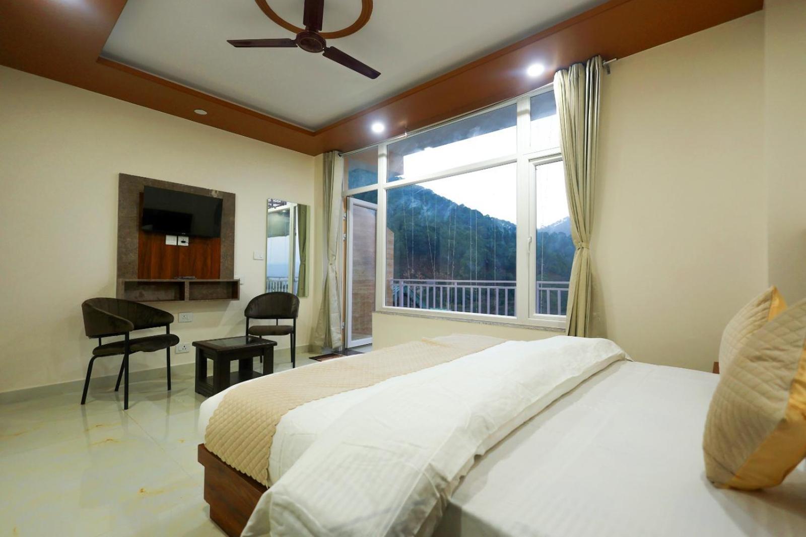 Hotel Mountain Shadow à Kasauli Extérieur photo